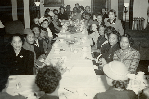 YWCA Women at Dinner