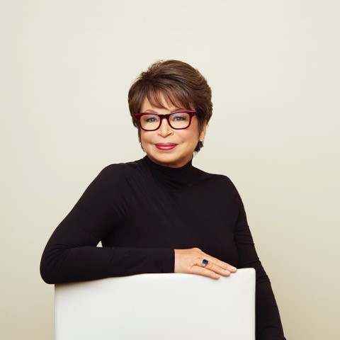 Head shot of Valerie Jarrett