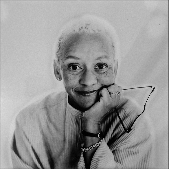 Picture of African American poet Nikki Giovanni
