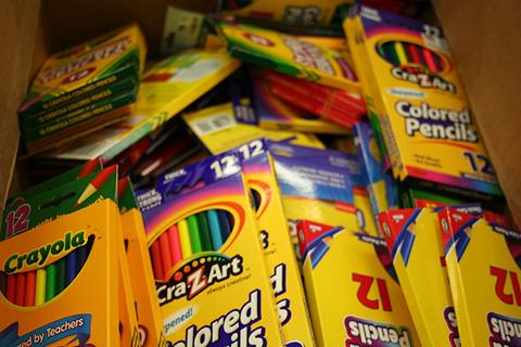 Close up of a box of coloring pencils